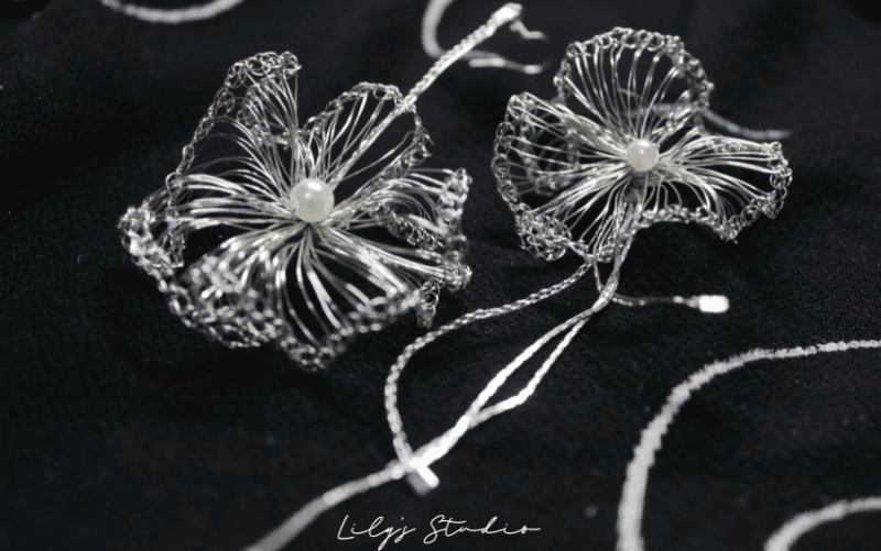 SilverWireWeavingFlowerEarrings1