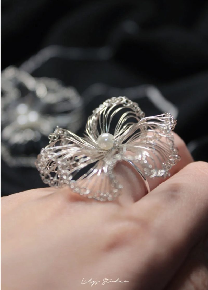 SilverWireWeavingFlowerRing2