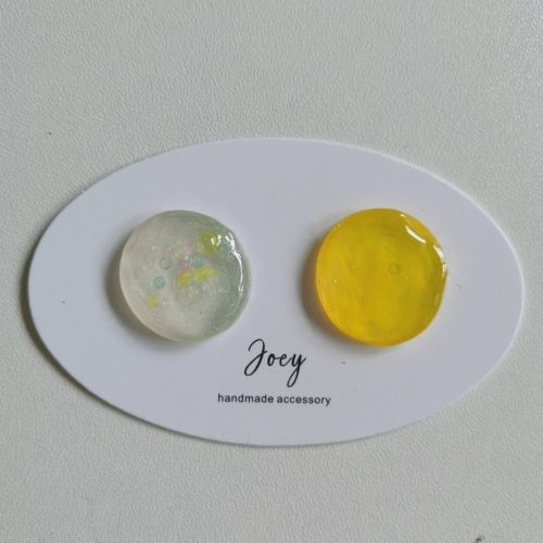 Simple Handmade Resin Studs5