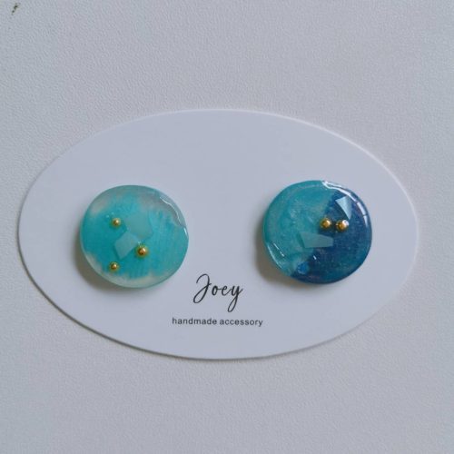 Simple Handmade Resin Studs8