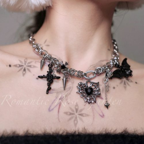 ThreeStrandGothicSpiderWebHeartChoker3