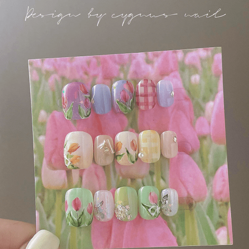 TulipFieldsHandPaintedPressOnNailsSet1