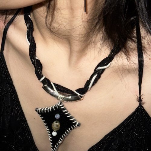 WastelandBlackStarNecklace3