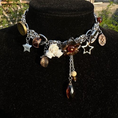 WastelandDesertFlowerNecklace3