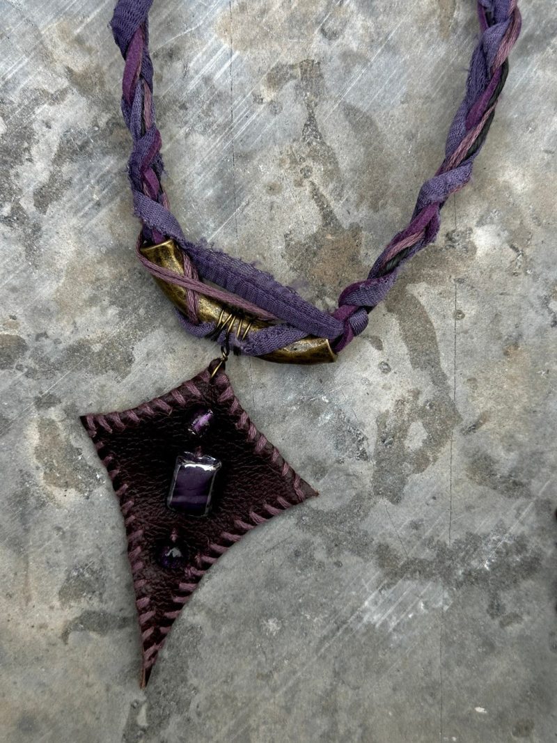 WastelandPurpleStarNecklace2