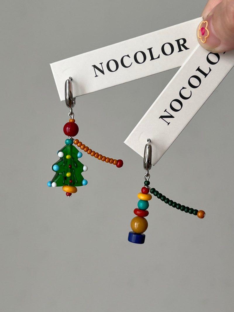 WhimsicalChristmasAsymmetricEarrings4