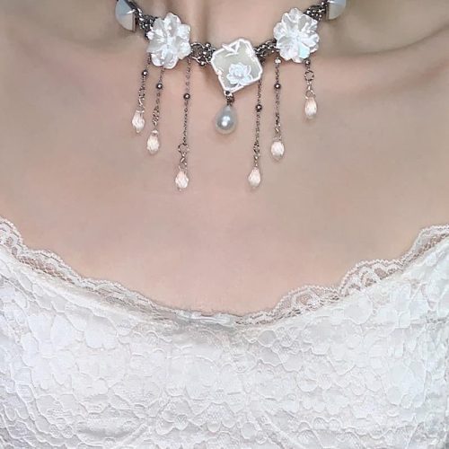 WhiteFlowerTasselChokerNecklace2