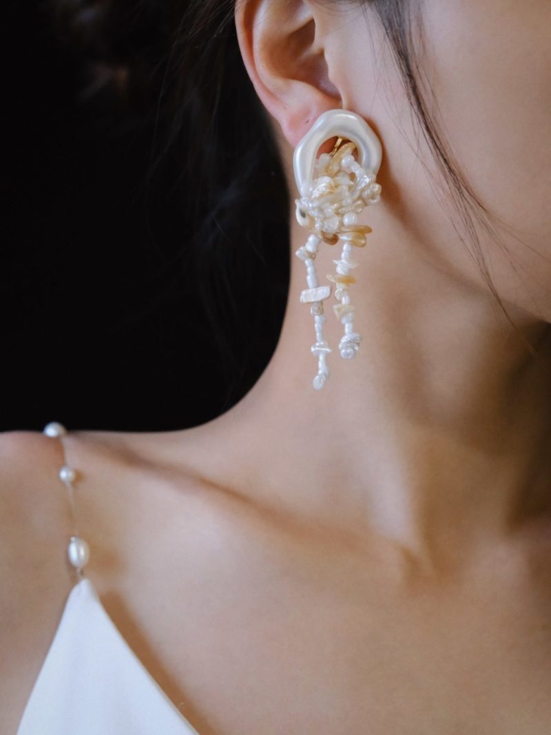 WhiteJellyfishBeadedTasselEarrings1 f04d8a43 3ddb 4ed6 9840 ce74499fb6d9