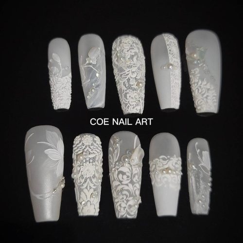 WhiteLacesLuxuryPressOnNailsSet8