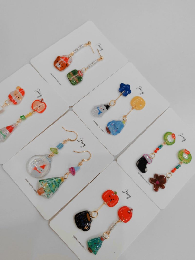 XmasCollectionShrinkPlasticEarrings10